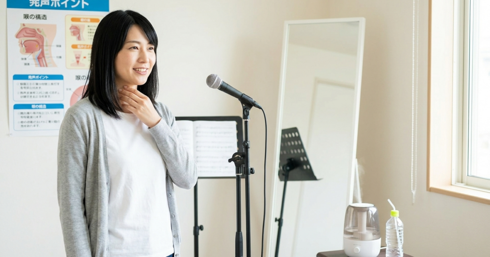 喉声の治し方と話し声まで楽にする発声のコツの解説イメージ